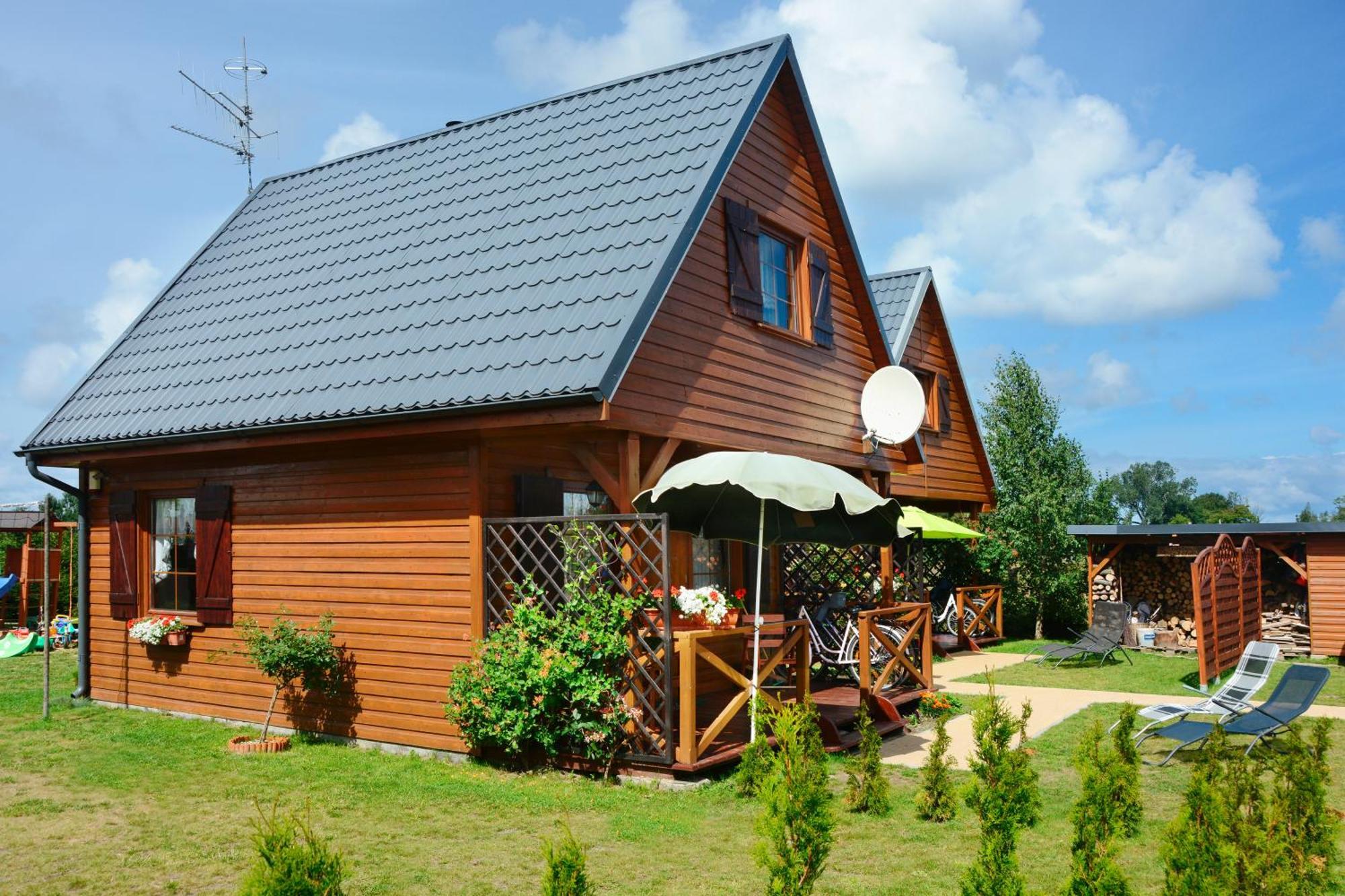 Caloroczne Domki Nad Morzem I Jeziorem Jezierzany Kültér fotó