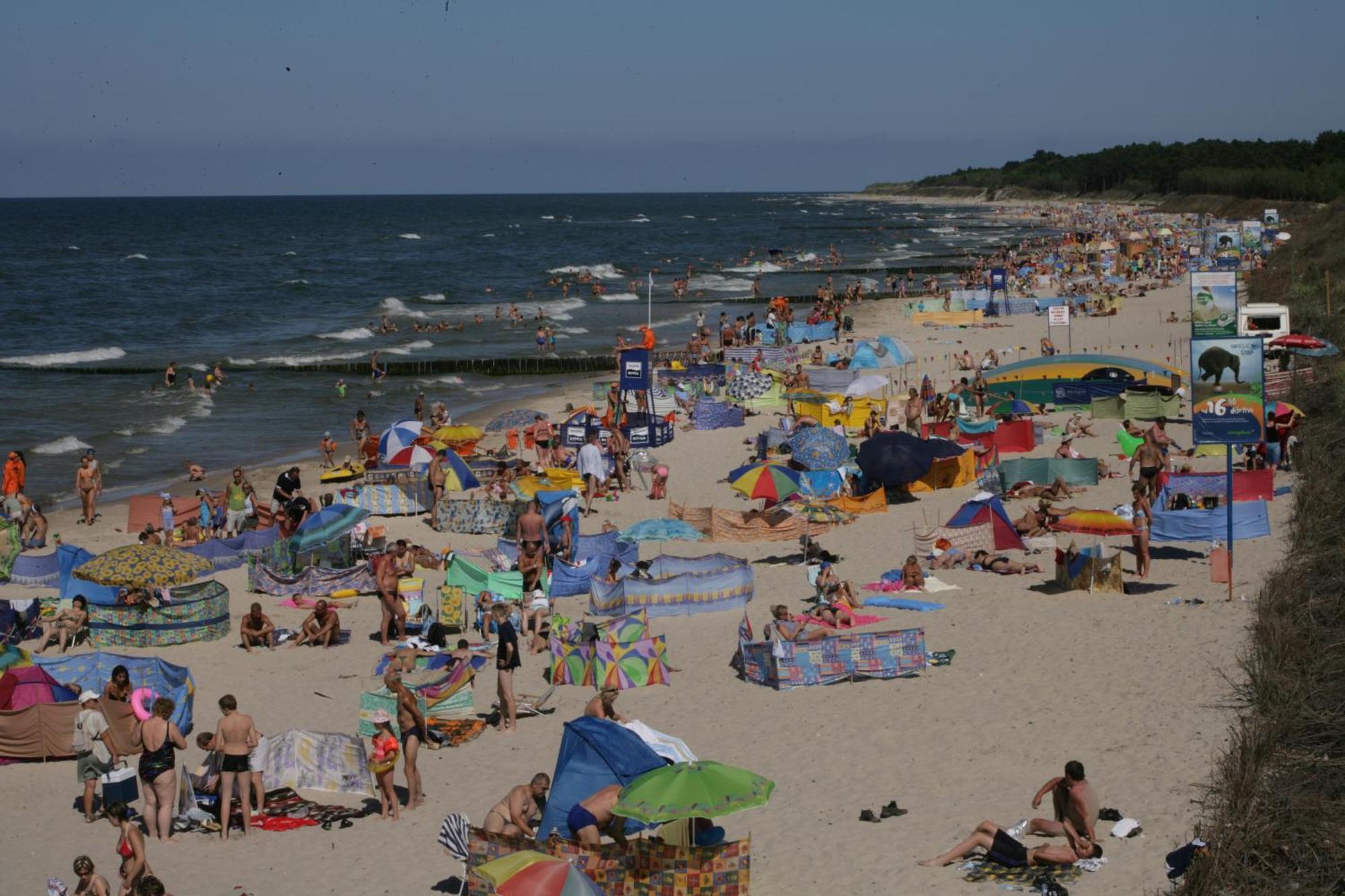 Caloroczne Domki Nad Morzem I Jeziorem Jezierzany Kültér fotó